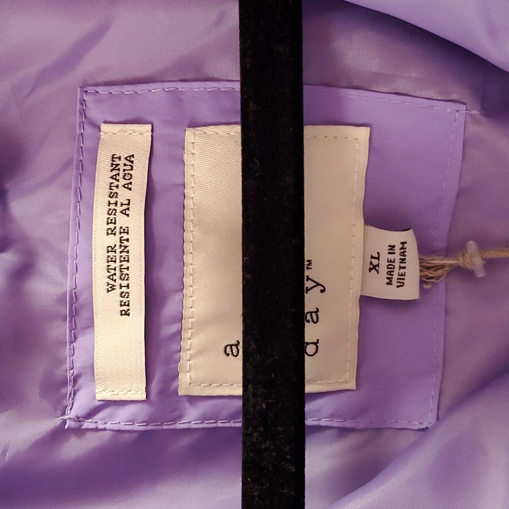 Puffer Jacket - Picture 3 of 6
